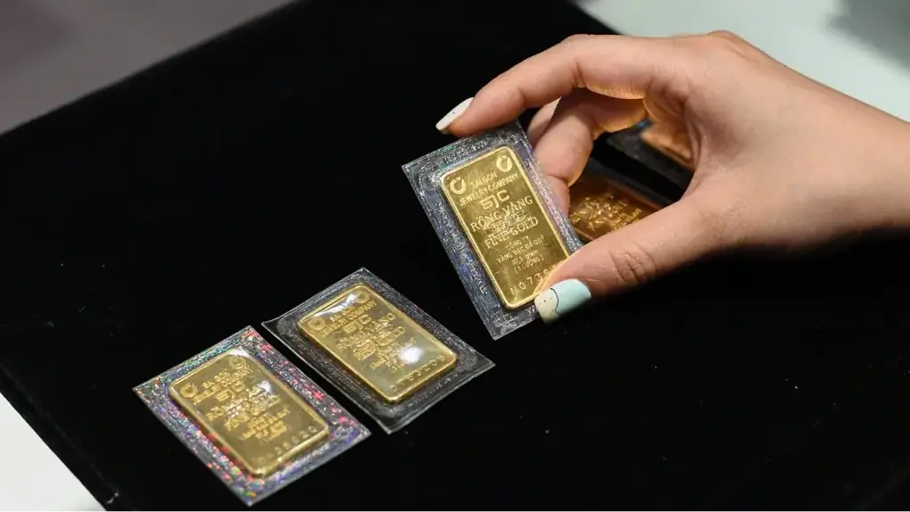 Giá vàng 7/12: Đồng loạt lao dốc